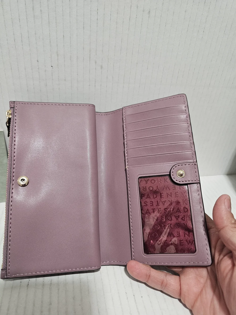Kate Spade NY Plum Purple Bifold Smooth Leather Wallet ID Holder Coin Case